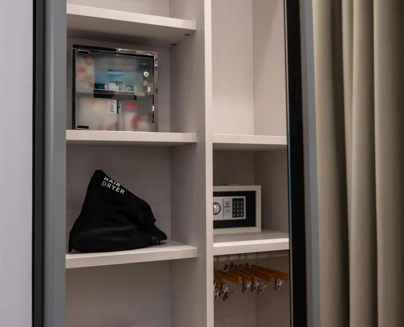 G Cave 125 Boutique Apartment Παλέρμο 0*,  Ιταλία