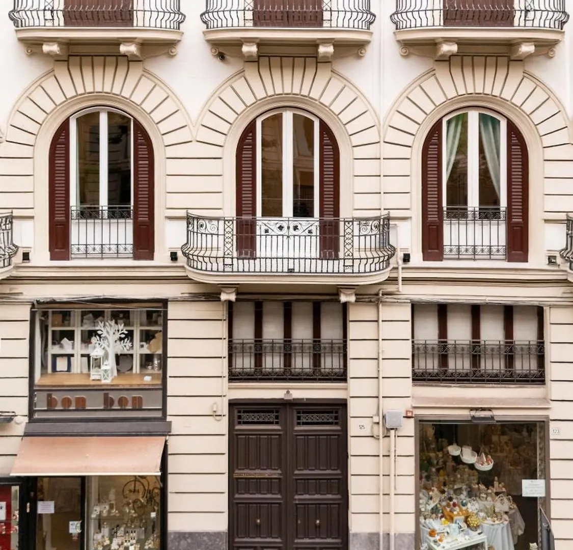 G Cave 125 Boutique Apartment Παλέρμο 0*,